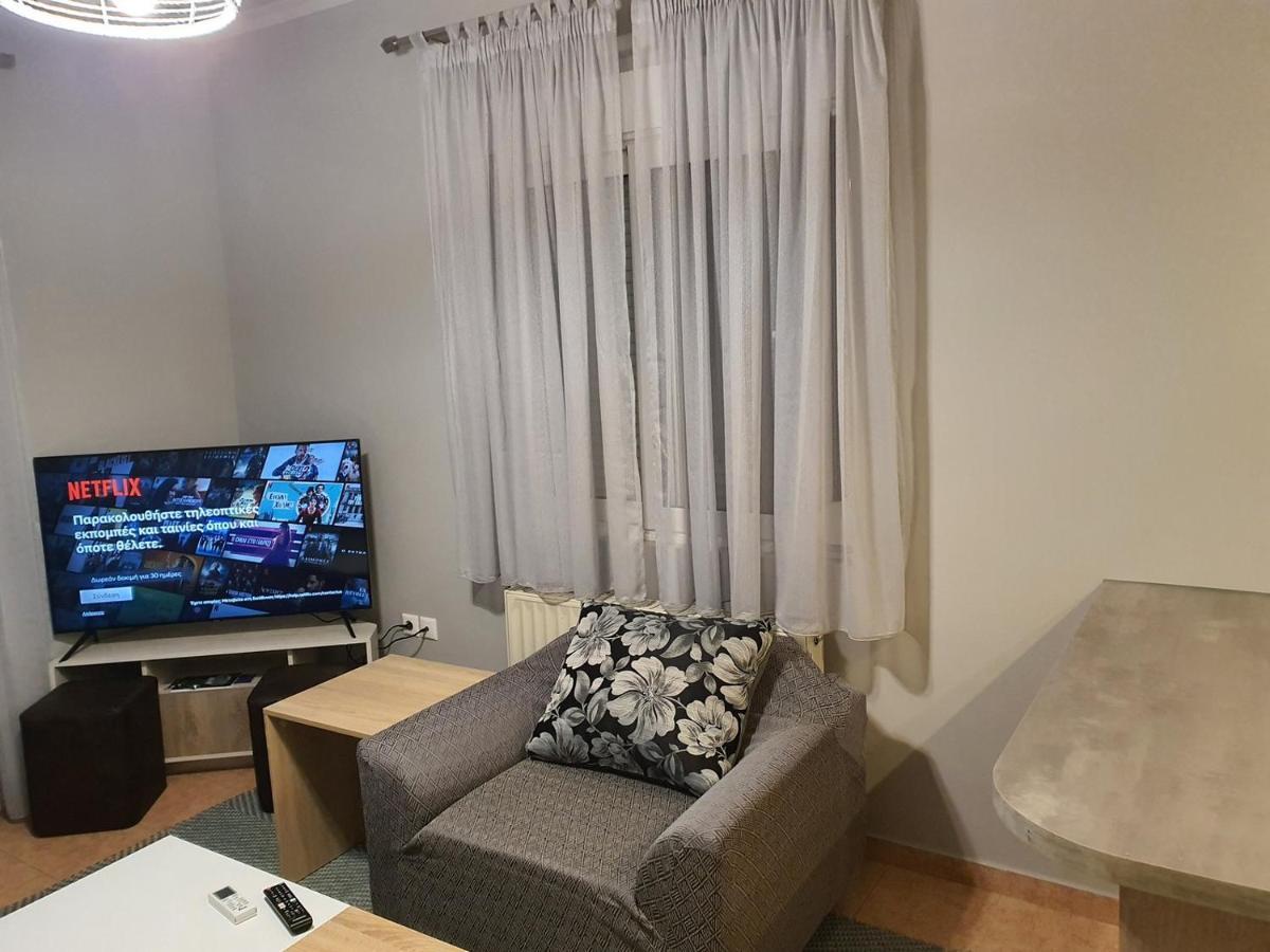 Theos Apartment Александроуполис Экстерьер фото